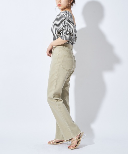 Chico ベージュ ストレートデニム Chico（チコ）の「ストレートカラーデニム（デニムパンツ）」 - WEAR