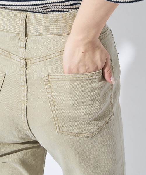 Chico ベージュ ストレートデニム Chico（チコ）の「ストレートカラーデニム（デニムパンツ）」 - WEAR
