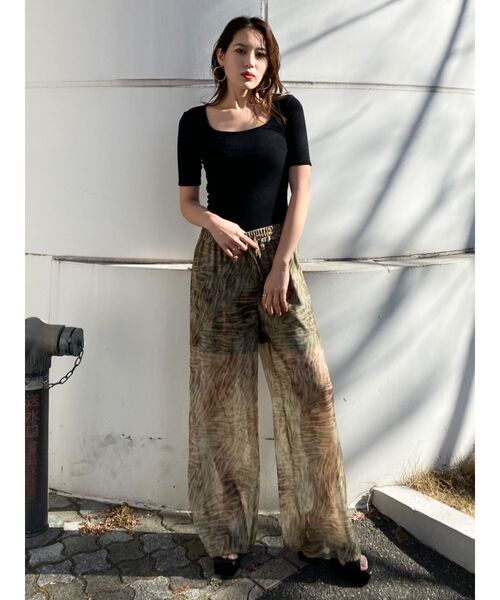 EMODA(エモダ)の「エアリールーズパンツ(その他パンツ・レディース・ブラック/パープル/その他/その他1・FREE)」の21枚目の写真