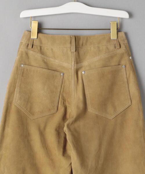 INSCRIRE（アンスクリア）の「＜INSCRIRE＞スウェードショートパンツ Ψ