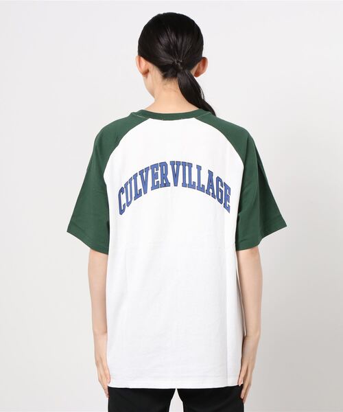 WEGO（ウィゴー）の「WEGO/ラグラングラフィックビッグシルエットTシャツ（Tシャツ/カットソー・レディース・ダークグリーン/ブラック/イエロー/サックスブルー/ブラック系その他/グリーン/ネイビー/ベージュ/その他2/その他1・MEDIUM/SMALL）」の21枚目の写真