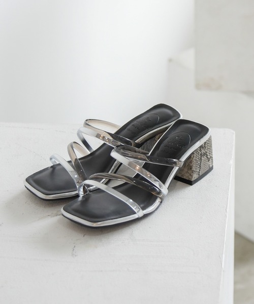 NOFALL(ノーフォール)の「クリア×メタリックストラップ デザインヒールサンダル(サンダル・レディース・ホワイト/ブラック/ダークブラウン/ベージュ・LL/3L/SS/S/M/L)」の8枚目の写真