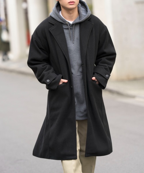 MAISON BREEZE（メゾンブリーズ）の「【MAISON BREEZE】オーバーサイズサイドスリットチェスターコート（チェスターコート・メンズ・ブラック/ベージュ/ネイビー/キャメル・S/M/L）」の2枚目の写真