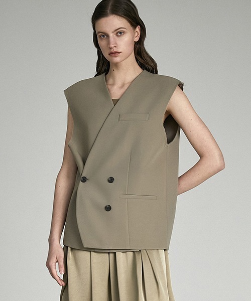【UNSPOKEN】Square forme vest UX21W034