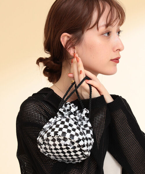 Ray BEAMS（レイビームス）の「Casselini × Ray BEAMS / 別注 キラキラ 巾着 ポーチ（ポーチ・レディース・その他/その他1・ONE SIZE）」の3枚目の写真