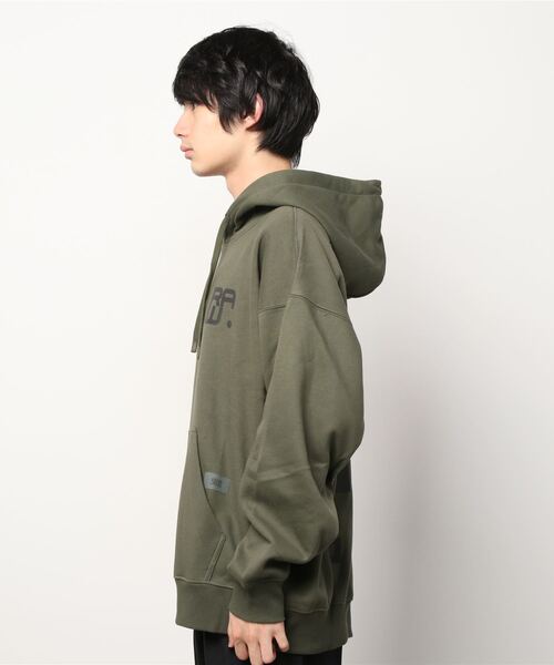 G-STAR（ジースター）の「MULTI LOGO BACK HOODIE/ロゴパーカー/バックプリント/オーバーサイズ（パーカー・メンズ・イエロー系その他/カーキオリーブ・SMALL/MEDIUM/LARGE/X-LARGE/X-SMALL）」の11枚目の写真