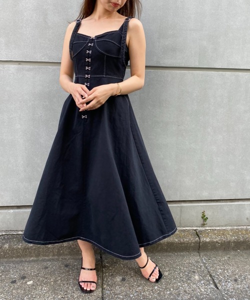 one after another NICE CLAUP（ワンアフターアナザーナイスクラップ）の「フロントカギホックジャンパースカート（ジャンパースカート・レディース・ブラック/ネイビー/アイボリー・FREE）」の14枚目の写真