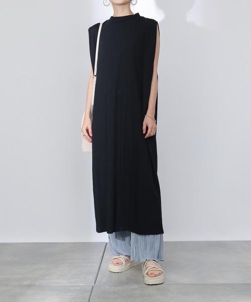 COLONY 2139（コロニートゥーワンスリーナイン）の「《抗菌・防臭》【SMART COLLECTION】ハイネックノースリーブワンピース（ワンピース・レディース・オフホワイト/ブラック・FREE）」の13枚目の写真