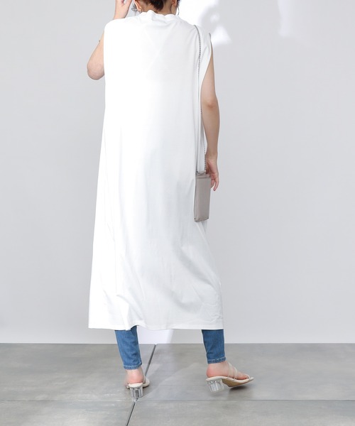 COLONY 2139（コロニートゥーワンスリーナイン）の「《抗菌・防臭》【SMART COLLECTION】ハイネックノースリーブワンピース（ワンピース・レディース・オフホワイト/ブラック・FREE）」の10枚目の写真