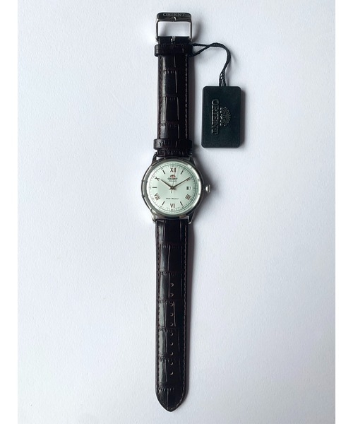 ORIENT（オリエント）の「オリエント/ORIENT オートマチック スキップ ローマレザー（アナログ腕時計・メンズ・ゴールド/シルバー・FREE）」の5枚目の写真
