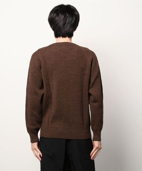 Vincent et Mireille（バンソンエミレイユ）の「「VINCENT ET MIREILLE ヴァンソン　エ ミレイユ」メンズ 8ゲージ畦ニット クルーネックセーター（ニット/セーター・メンズ・ホワイト/ブラック/ネイビー/ライム/ダークブラウン/グレー/ナチュラル/チャコールグレー/レッド/ダークグリーン・40/42/44/38）」の12枚目の写真