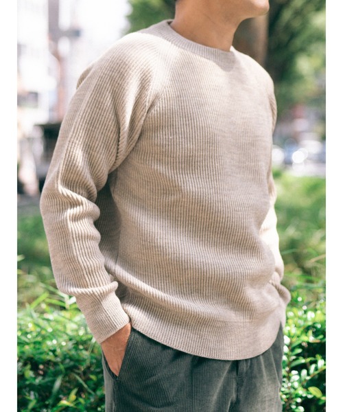 Vincent et Mireille（バンソンエミレイユ）の「「VINCENT ET MIREILLE ヴァンソン　エ ミレイユ」メンズ 8ゲージ畦ニット クルーネックセーター（ニット/セーター・メンズ・ホワイト/ブラック/ネイビー/ライム/ダークブラウン/グレー/ナチュラル/チャコールグレー/レッド/ダークグリーン・40/42/44/38）」の7枚目の写真