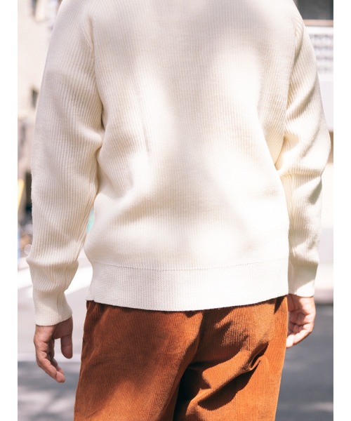 Vincent et Mireille（バンソンエミレイユ）の「「VINCENT ET MIREILLE ヴァンソン　エ ミレイユ」メンズ 8ゲージ畦ニット クルーネックセーター（ニット/セーター・メンズ・ホワイト/ブラック/ネイビー/ライム/ダークブラウン/グレー/ナチュラル/チャコールグレー/レッド/ダークグリーン・40/42/44/38）」の20枚目の写真