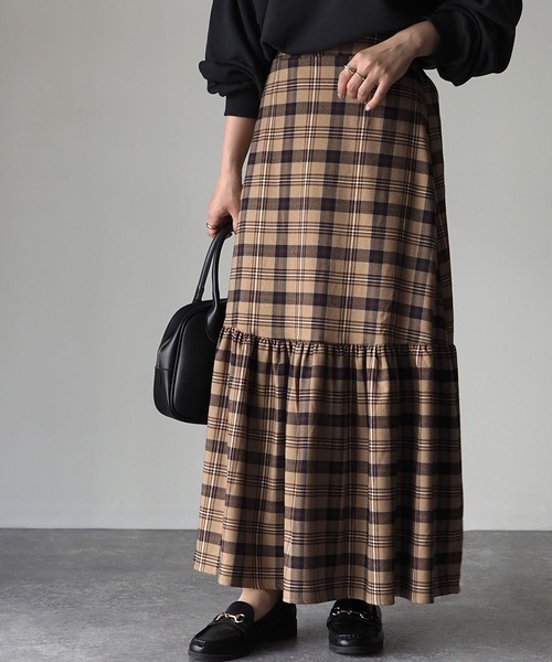 Riberry（リベリー）の「チェックマーメイドスカート（スカート・レディース・ベージュ/ネイビー/ブラウン・MEDIUM/LARGE）」の2枚目の写真