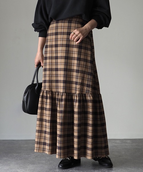 Riberry（リベリー）の「チェックマーメイドスカート（スカート・レディース・ベージュ/ネイビー/ブラウン・MEDIUM/LARGE）」の4枚目の写真