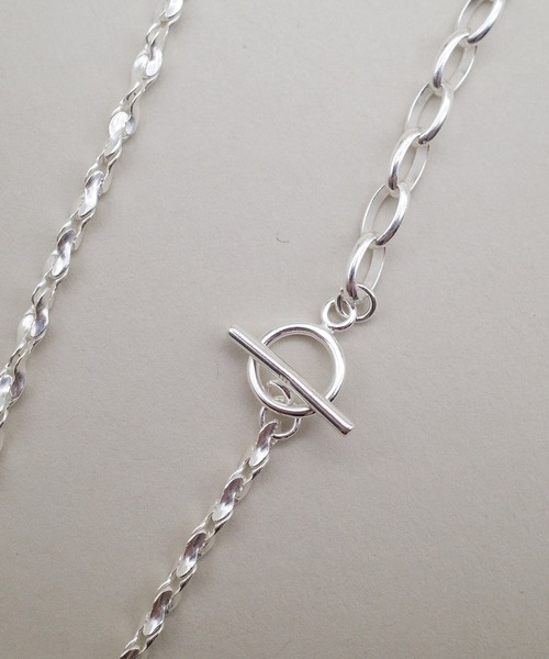 ISOLATION（アイソレーション）の「【ISOLATION / アイソレーション】SV925 Twist Mix Chain Necklace/ツイストミックスチェーン マンテルネックレス（ネックレス・レディース・シルバー/シルバー系その他/ゴールド系その他/ゴールド/シルバー系その他3/シルバー系その他2・43cm）」の17枚目の写真
