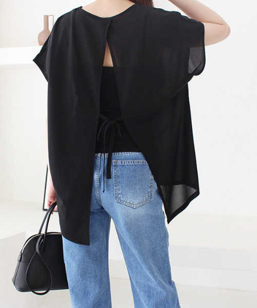 MODE ROBE(モードローブ)の「キャミセットシアートップス(Tシャツ/カットソー・レディース・ブラック/ベージュ・FREE)」の16枚目の写真