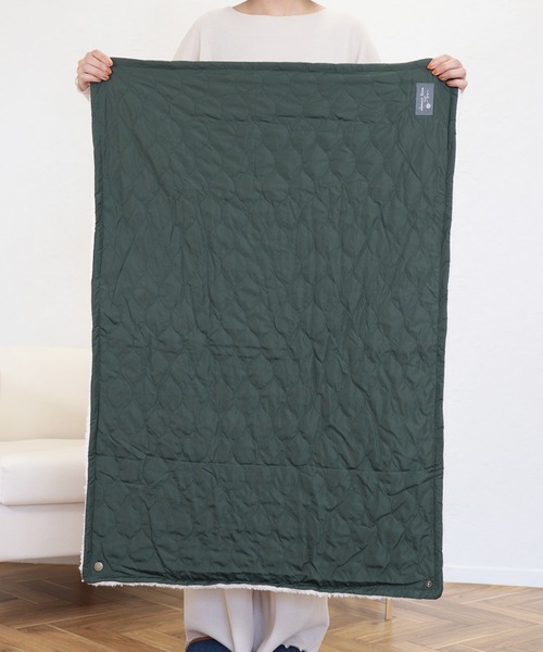 emesuelee（エメスーリー）の「フェイクファー裏ボアブランケットS（ブランケット・レディース・アイボリー/イエロー/ネイビー/ブラック/スモークピンク/ダークグレー/カーキ/ライトベージュ/A/ライトグレー/ダークベージュ/B・フリー）」の20枚目の写真