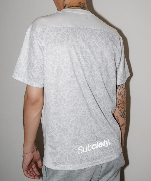 SBCY Sport(エスビーシーワイスポーツ)の「PAISLEY DRY TEE & ARM SLEEVE(Tシャツ/カットソー・メンズ・ブラック/ホワイト・X-LARGE/LARGE/SMALL/MEDIUM)」の1枚目の写真