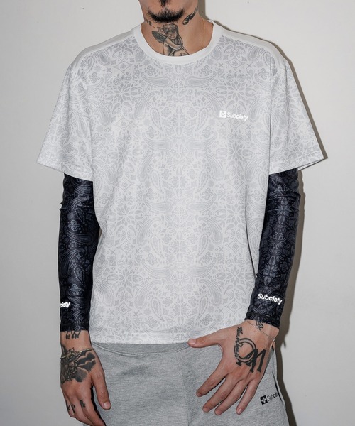 SBCY Sport(エスビーシーワイスポーツ)の「PAISLEY DRY TEE & ARM SLEEVE(Tシャツ/カットソー・メンズ・ブラック/ホワイト・X-LARGE/LARGE/SMALL/MEDIUM)」の13枚目の写真