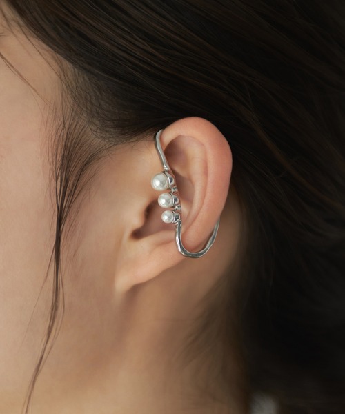 Edit Sheen（エディットシーン）の「3連パールカバーイヤーカフ（イヤーカフ・レディース・シルバー/ゴールド・FREE）」の2枚目の写真