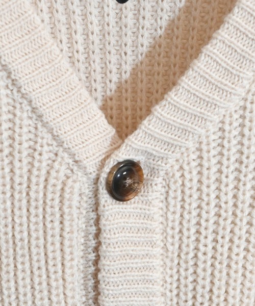 Anytime Songs（エニータイムソングス）の「アクリルバルキーニット 畔バルーンスリーブ カーディガン（カーディガン/ボレロ・メンズ・オフホワイト/サックスブルー/モカ/チャコール/グリーン/マスタード/ブラック・MEDIUM/LARGE）」の12枚目の写真