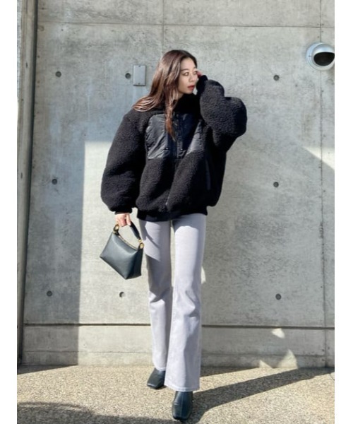 SLY（スライ）の「JERRY HW FLARE PT-E ハイウエストフレア デニムパンツ（デニムパンツ・レディース・グレー・23inch/24inch/25inch/26inch）」の18枚目の写真