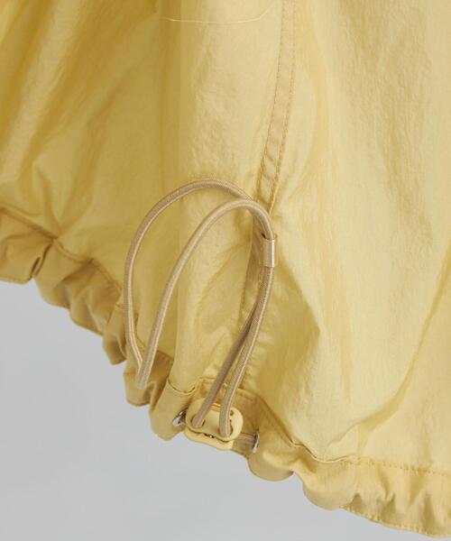 green label relaxing(グリーンレーベルリラクシング)の「エアリー フード ブルゾン -撥水-(ナイロンジャケット・レディース・ベージュ/イエロー/ネイビー・38/36)」の22枚目の写真