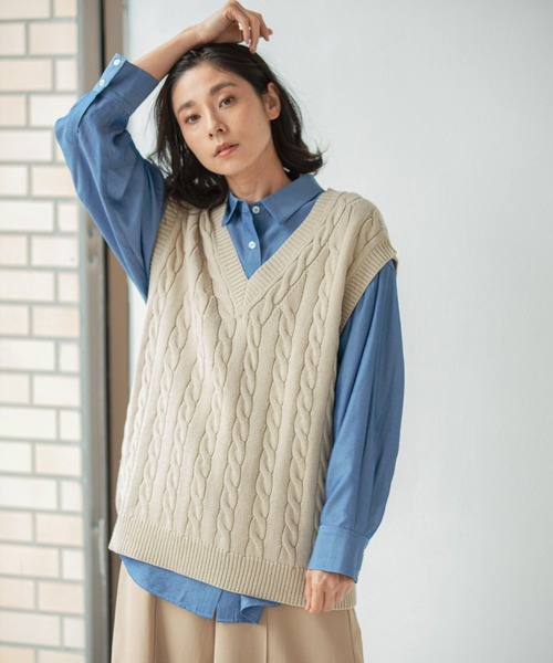 LEPSIM（レプシィム）の「5ゲージアソートケーブルベスト　258172（ベスト・レディース・アイボリー/ベージュ/ブラック・FREE）」の3枚目の写真