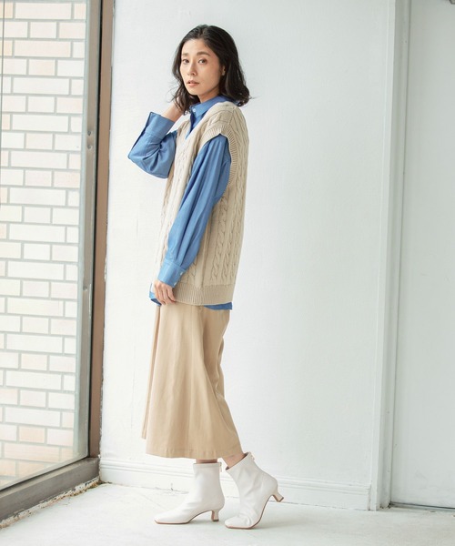 LEPSIM（レプシィム）の「5ゲージアソートケーブルベスト　258172（ベスト・レディース・アイボリー/ベージュ/ブラック・FREE）」の7枚目の写真