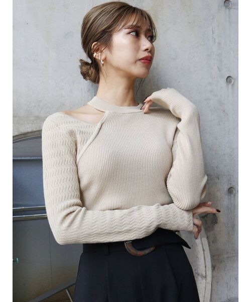 MURUA（ムルーア）の「レイヤードショルダーカットニット（ニット/セーター・レディース・ブラック/ベージュ/ライトブルー/アイボリー・FREE）」の15枚目の写真