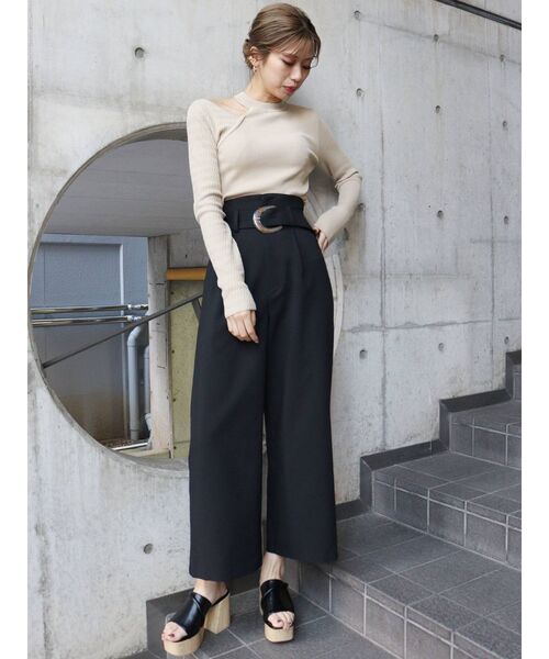 MURUA（ムルーア）の「レイヤードショルダーカットニット（ニット/セーター・レディース・ブラック/ベージュ/ライトブルー/アイボリー・FREE）」の18枚目の写真