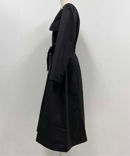 PICCIN(ピッチン)の「パール付きフロントジップコート(ノーカラーコート・レディース・ブラック/ベージュ・M)」の18枚目の写真