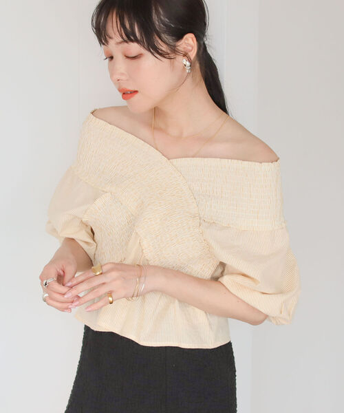 BeAMS DOT（ビームスドット）の「【WEB限定】BeAMS DOT/ オフショル ストライプブラウス（シャツ/ブラウス・レディース・ブラック/オレンジ/パープル系その他5・FREE）」の4枚目の写真