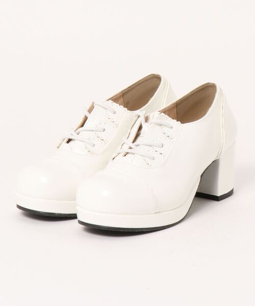 BODYLINE（ボディライン）の「リボン付きチャンキーヒールアップパンプス（パンプス・レディース・ホワイト/ブラウン/レッド/ブラック×ホワイト/ブラック×ブラック・S/M/L）」の17枚目の写真