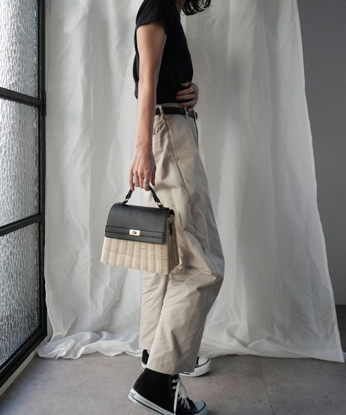 CURI BISCUI（キュリ　ビスキュイ）の「【CURIBISCUI】ラタン素材 ショルダー付きカゴバッグ（ハンドバッグ・レディース・オフホワイト/ブラック×ベージュ/ダークブラウン・FREE）」の19枚目の写真