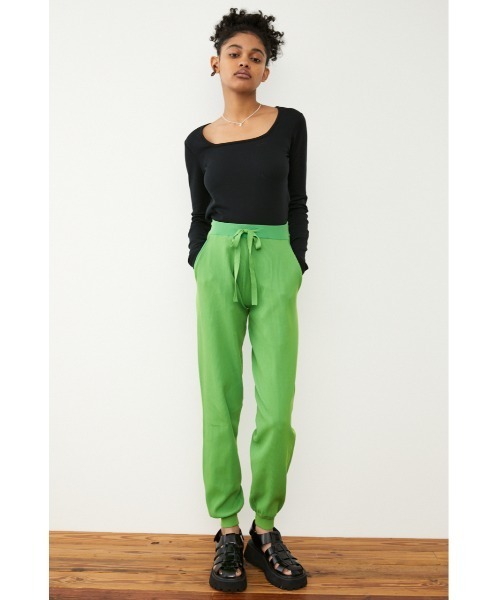 SLY（スライ）の「Sly Skin LOGO COMPACT L/T ロゴ コンパクト ロングスリーブ トップス（ルームウェア/パジャマ・レディース・ブラック/ブラウン/ライトイエロー・FREE）」の12枚目の写真