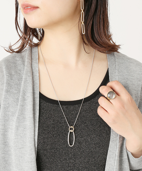 Simplicite(サンプリシテ)の「ダブルリングロングネックレス(ネックレス・レディース・シルバー/ゴールド・FREE)」の2枚目の写真