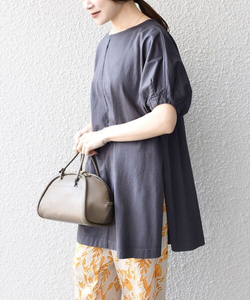 SHIPS(シップス)の「【ZOZO限定】〈洗濯機可能〉オーガニックコットンダーツスリーブチュニック◆(Tシャツ/カットソー・レディース・チャコールグレー/ブラック/パープル/オフホワイト/オレンジ/ライトオリーブ・ONE SIZE)」の17枚目の写真