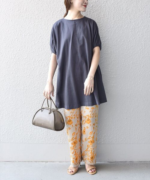 SHIPS(シップス)の「【ZOZO限定】〈洗濯機可能〉オーガニックコットンダーツスリーブチュニック◆(Tシャツ/カットソー・レディース・チャコールグレー/ブラック/パープル/オフホワイト/オレンジ/ライトオリーブ・ONE SIZE)」の19枚目の写真