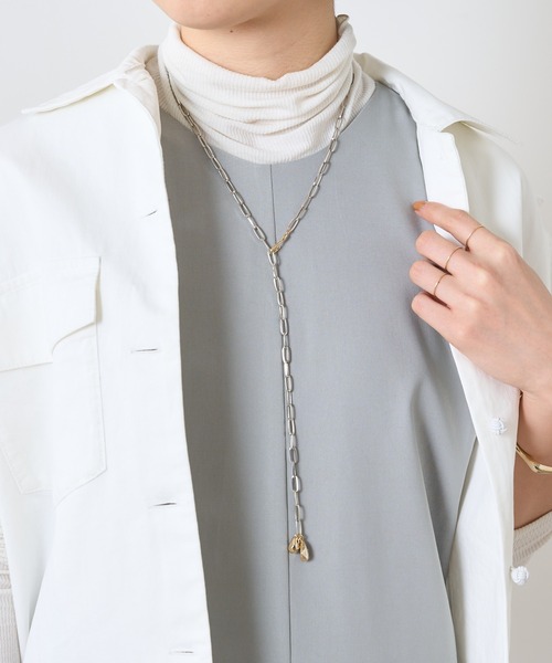 Omekashi（オメカシ）の「2ポイントチェーンネックレス（ネックレス・レディース・シルバー・ONE SIZE）」の4枚目の写真