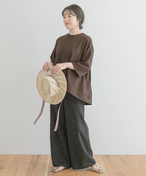 ITEMS URBANRESEARCH(アイテムズ アーバンリサーチ)の「バックギャザーTシャツ(Tシャツ/カットソー・レディース・オフホワイト/グレー系その他/ブラック/ブラウン/チャコールグレー・FREE)」の10枚目の写真