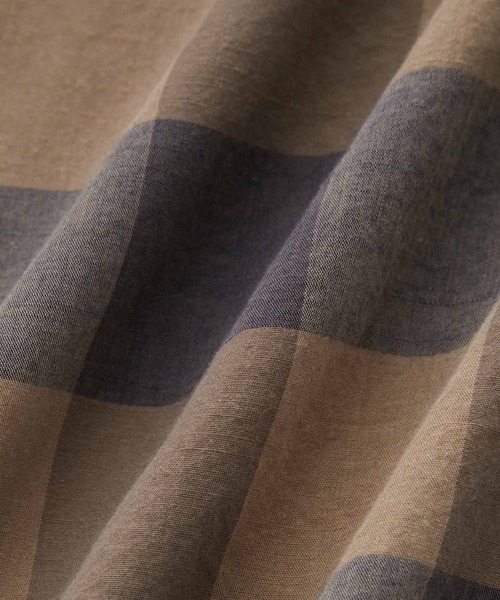 ADAM ET ROPE'（アダムエロペ）の「スリットネックバンドカラーシャツ（シャツ/ブラウス・メンズ・ベージュ系その他/ブラウン系その他2・M/L）」の10枚目の写真