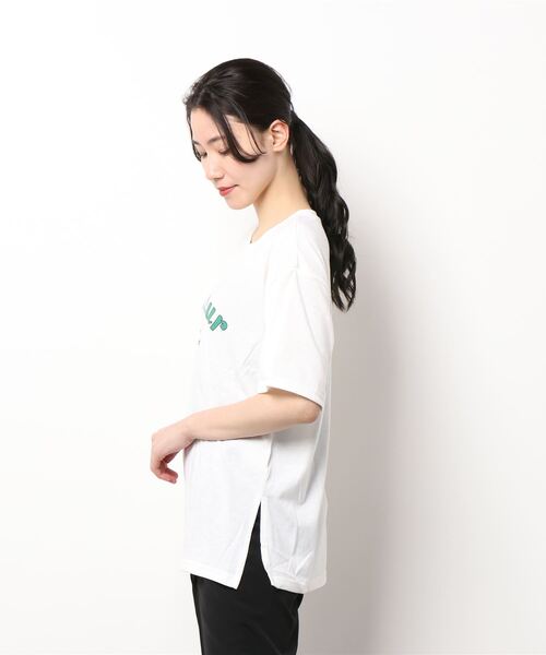 KOBE LETTUCE（コウベレタス）の「ロゴプリントTシャツ[C6053]（Tシャツ/カットソー・レディース・ブラック/グレイッシュベージュ/オフホワイト・FREE）」の4枚目の写真