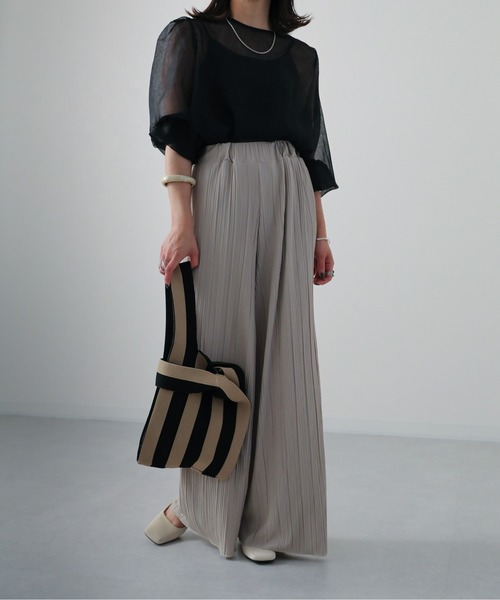 sakishimatokyo（サキシマトーキョー）の「プリーツワイドロングパンツ（その他パンツ・レディース・アイボリー/ブルー/ブラック/ベージュ/チャコールグレー・FREE）」の9枚目の写真