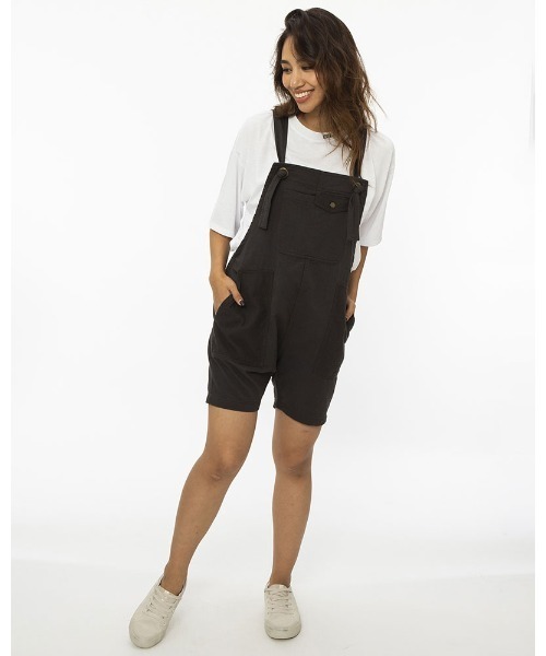 BILLABONG（ビラボン）の「BILLABONG レディース  SALOPETTE SHORTS  【2022年夏モデル】/ビラボンサロペット（サロペット/オーバーオール・レディース・ブラック/アーミー・MEDIUM/LARGE）」の5枚目の写真