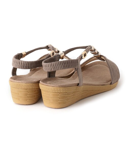 SHOO・LA・RUE（シューラルー）の「◆Tストラップバックゴムサンダル（サンダル・レディース・カーキ/サンドベージュ・35/45）」の6枚目の写真