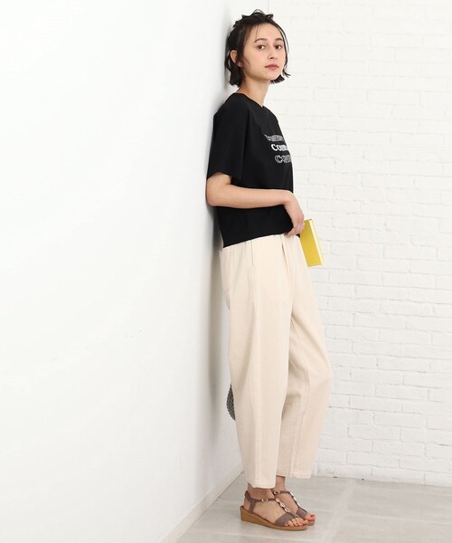 SHOO・LA・RUE（シューラルー）の「◆Tストラップバックゴムサンダル（サンダル・レディース・カーキ/サンドベージュ・35/45）」の10枚目の写真