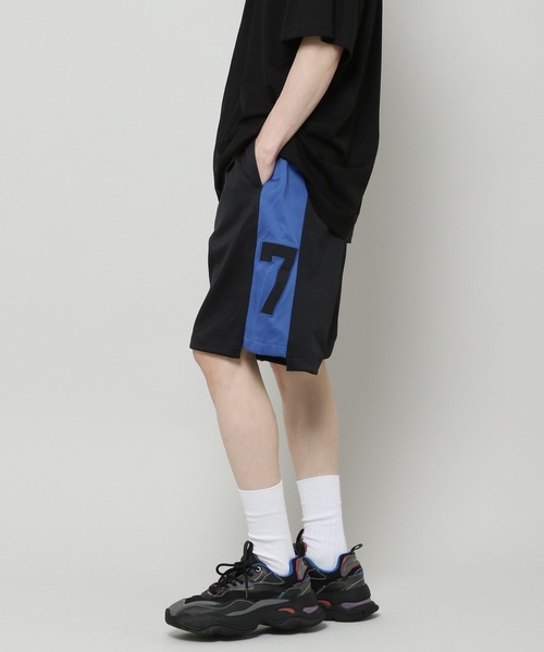 INFLATION(インフレーション)の「INFLATION/HipHop Twill ショートパンツ 2298993(その他パンツ・メンズ・ブラック/グリーン/ホワイト・MEDIUM/LARGE/SMALL/X-LARGE)」の2枚目の写真