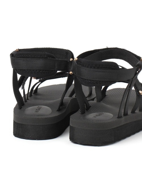 LEPSIM(レプシィム)の「ライトスポーティナローサンダル 265148(サンダル・レディース・ブラック/ベージュ・SMALL/MEDIUM/LARGE)」の20枚目の写真